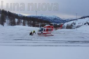 sestriere:-scialpinisti-intrappolati-nella-neve,-salvati-con-l’elicottero